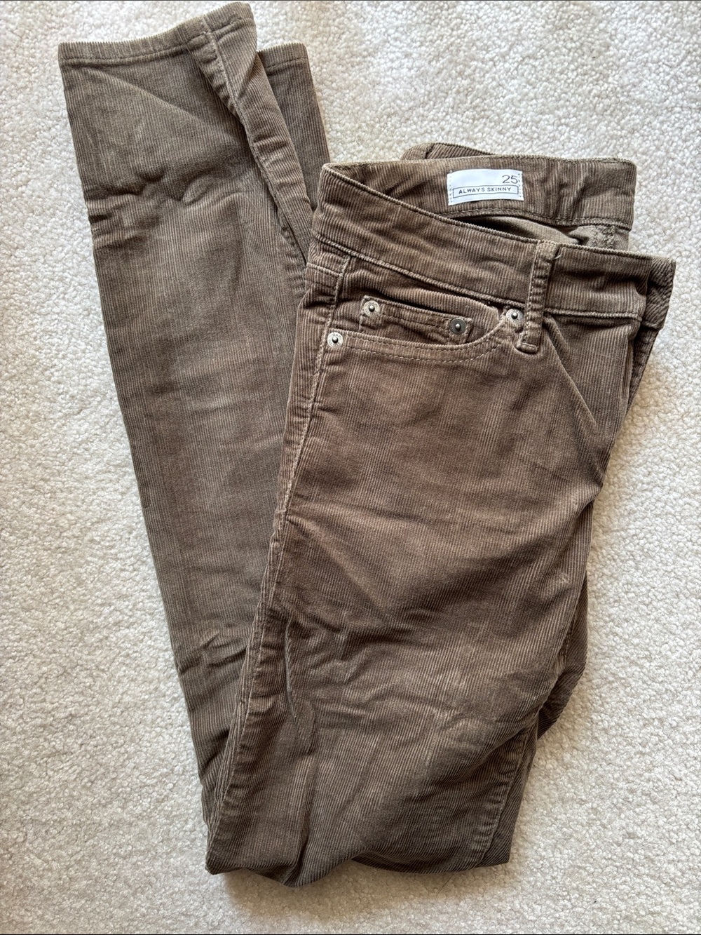 Gap Always Skinny 25 olive cords